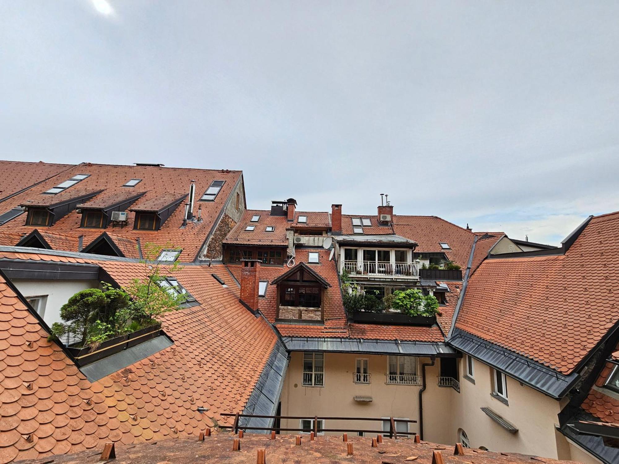Apartment Nina With Private Terrace Tour As Ljubljana Dış mekan fotoğraf